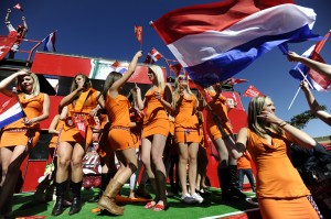 WK2010ZA Голландские болельщицы